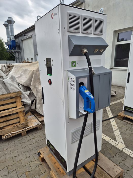 Szybka ładowarka samochodowa Efafec QC45