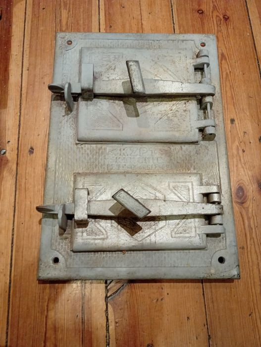 Drzwi do pieca kaflowego