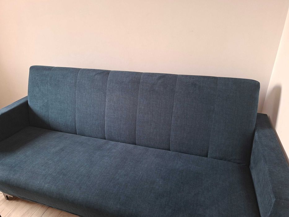 Sofa granatowa rozkładana