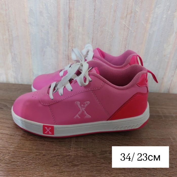 кросівки ролики sidewalksports 34/23cm
в ідеальному стані 
пишуть, що