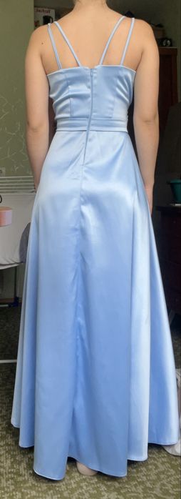 Вечірня довга сукня