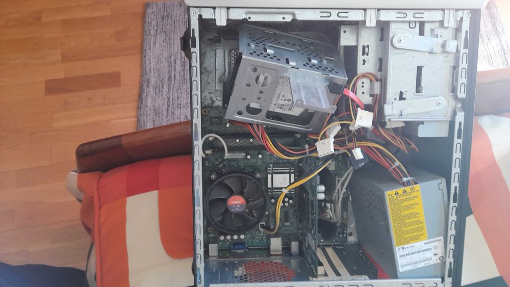 Material Informático64586001471106124