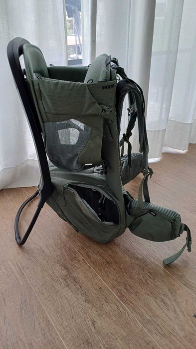 Mochila porta-bebés/crianças de caminhada marca Thule