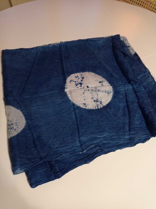 Szal z jedwabiem ,niebieski