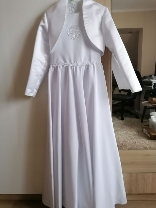 Sukienka alba komunijna rozm. 137-140 i bolerko, torebka i koszyczek