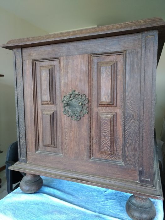 Baú/Arca em madeira