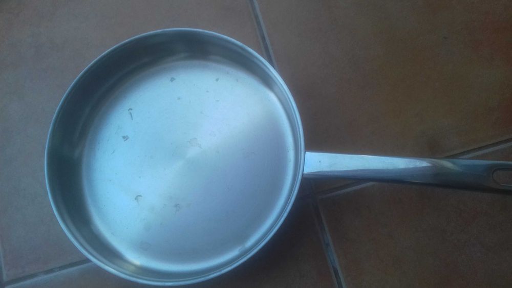 Frigideira com cabo Yumi 24 cm Silampos