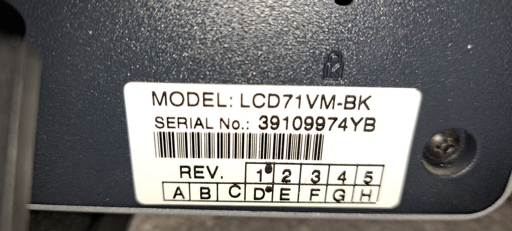 Monitor lcd 17 cali