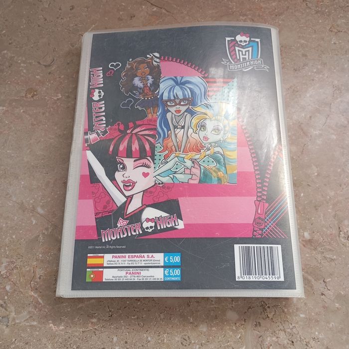 Monster High Álbum Quase Completo