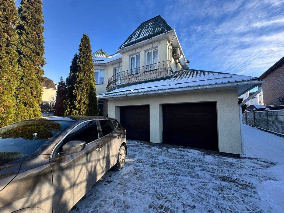 Престижна локація, якісний будинок, 16 соток, БАНЯ на дровах