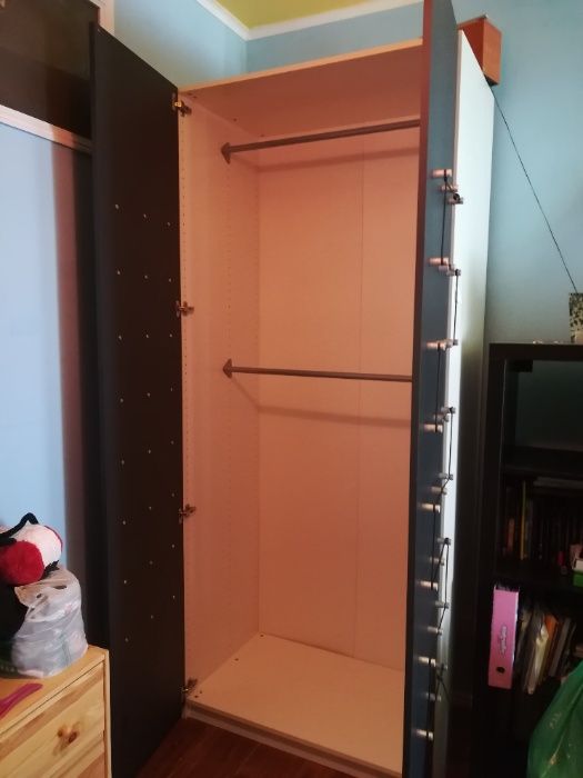 Roupeiro grande IKEA