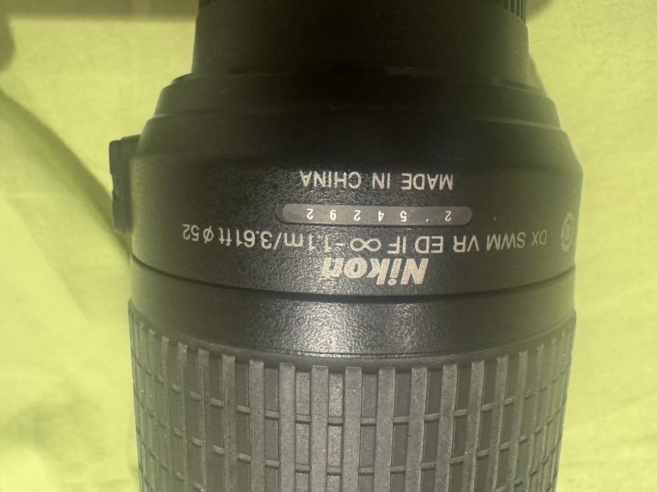 Nikon d3000 2 objectivas acesssorios