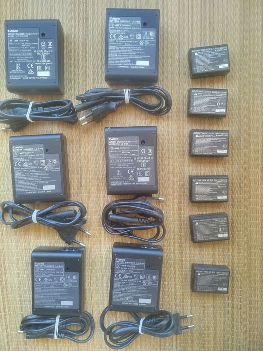 Carregadores LC-E10E e baterias LP-E10