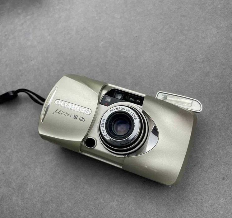 Máquina fotográfica Olympus Mju III 120