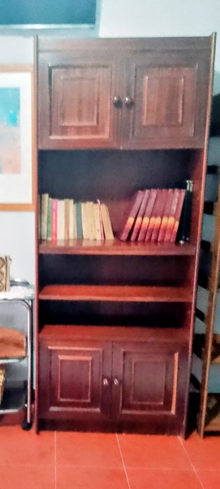 Móvel  de sala castanho