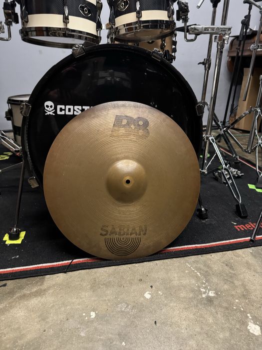 Pratos bateria Sabian, meinl, zildjian