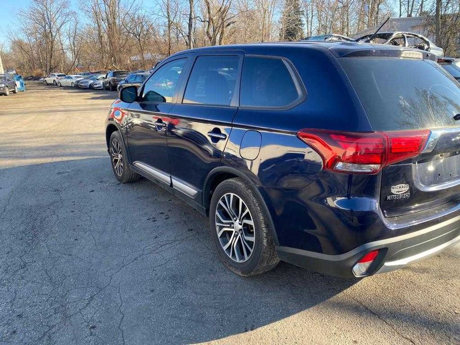 Цапфа задняя правая в сборе со ступицей Mitsubishi Outlander 3 2012-2021 кулак поворотный