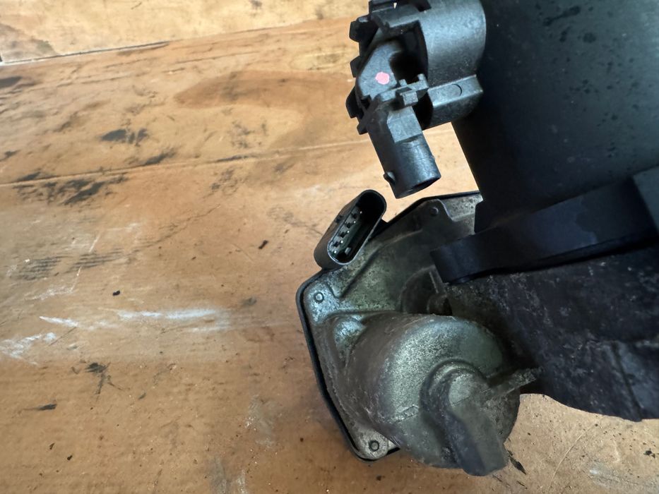 Corpo de Borboleta BMW 120D 320D E87 E81 E90 / 1354.7810.752 .103.785