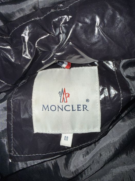 Bezrekawnik moncler
