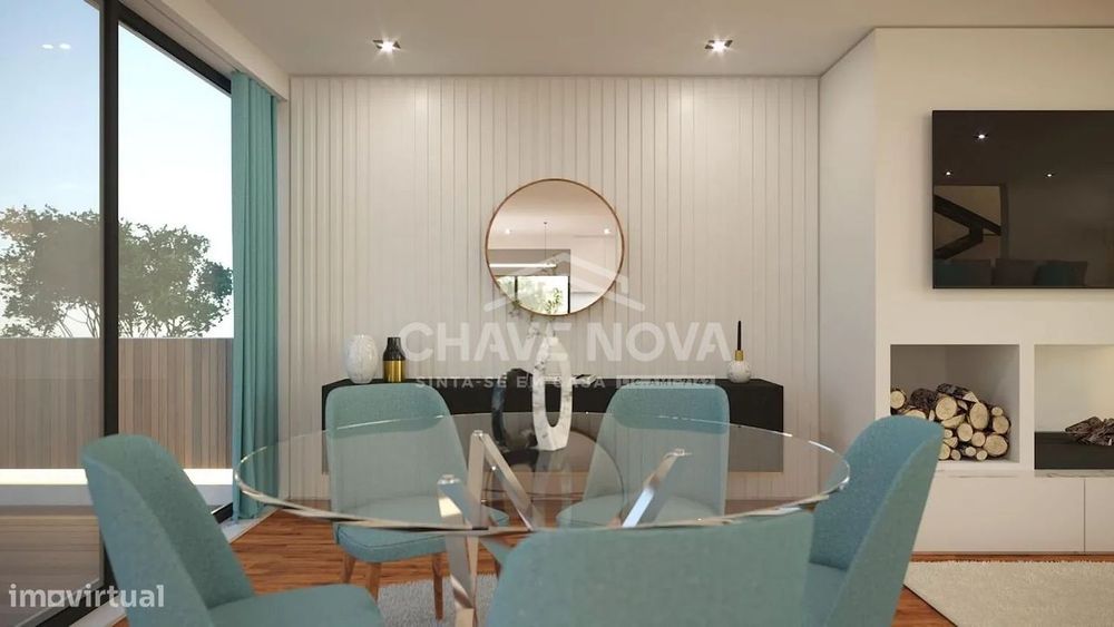 Moradia T3 Nova com Jardim Privativo