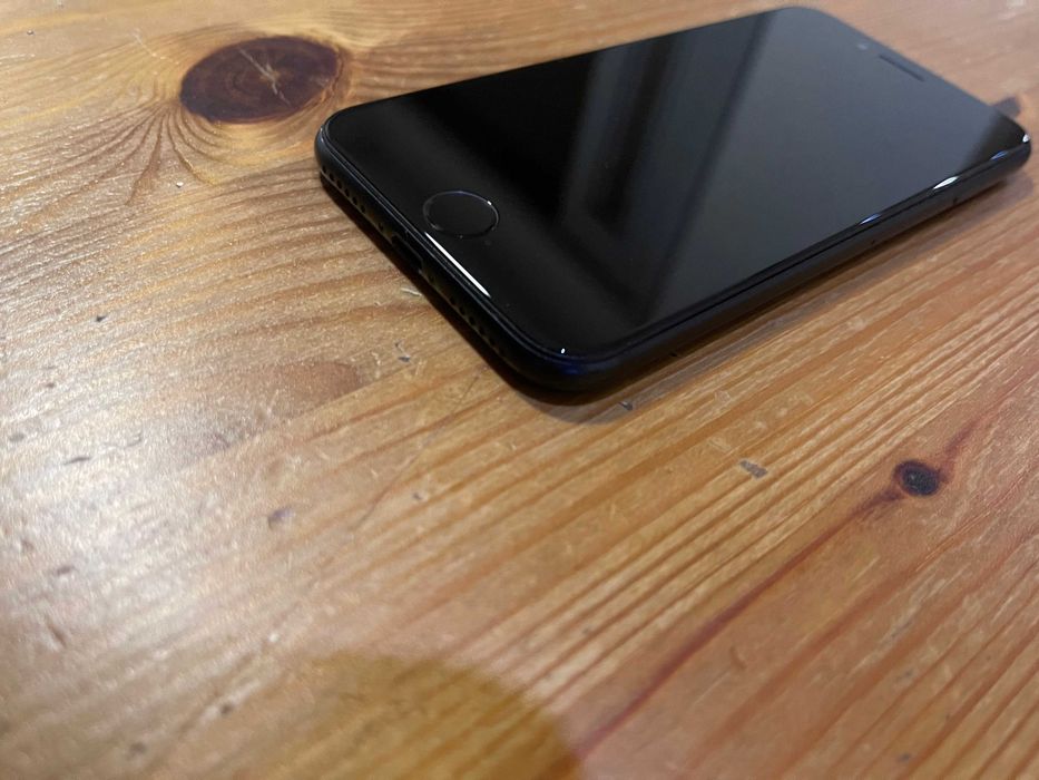 Iphone SE 2020 em optimo estado