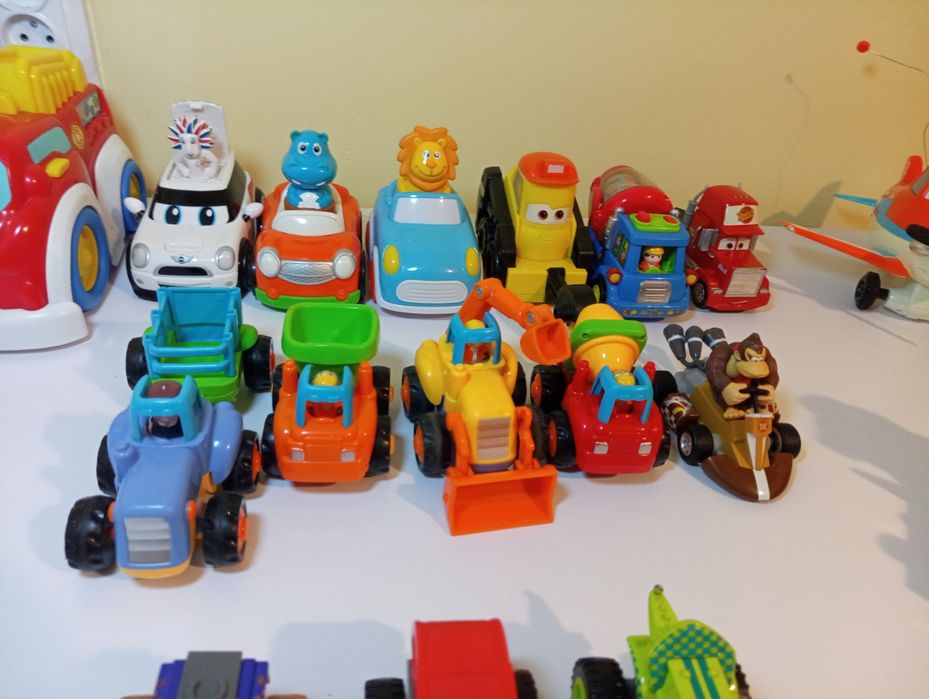 Машинки ,лот машинки для хлопчика