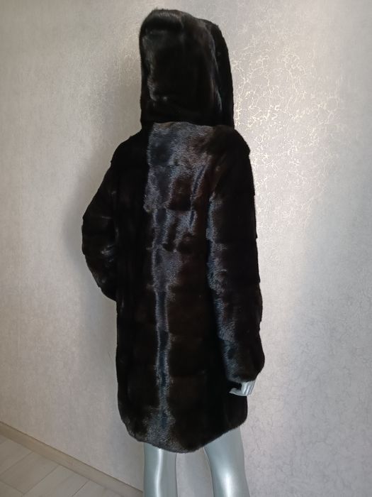 Розкішна норкова шуба, шубка. Поперечка. Як нова. 85 см