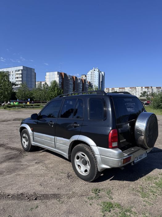 В продажу Suzuki Grand Vitara 2004