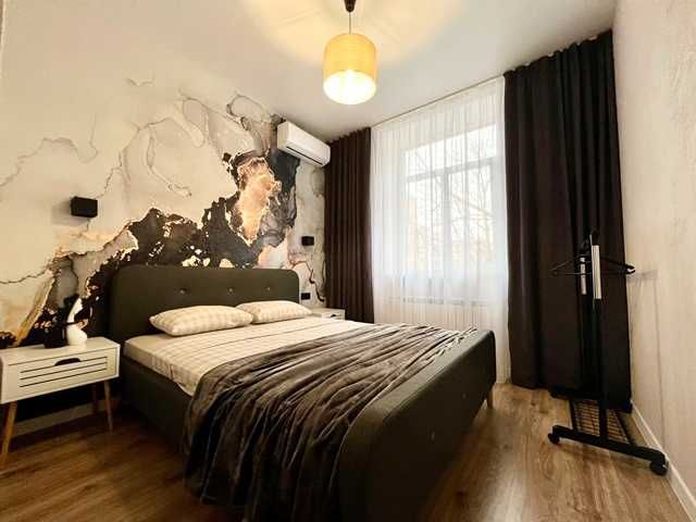 New! 3 кімнатна в Центрі!Подобово