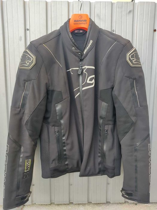 Blusão BERING preto