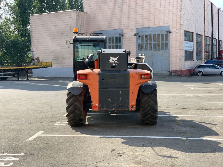 Телескопічний навантажувач BOBCAT T36120SL
