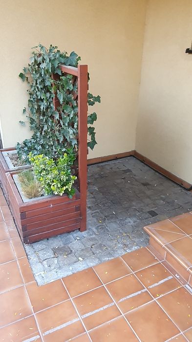 Oddam kostkę granitową