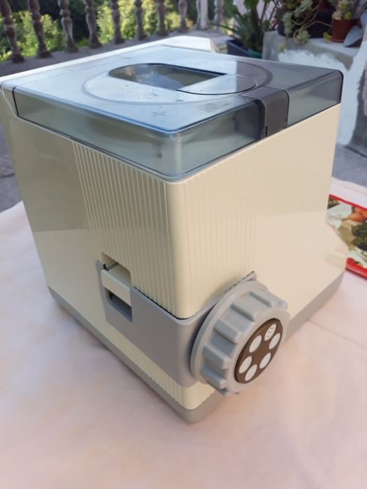 Máquina de fazer massas