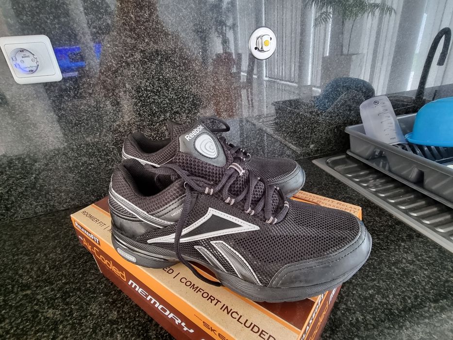Sapatilhas Reebok pretas