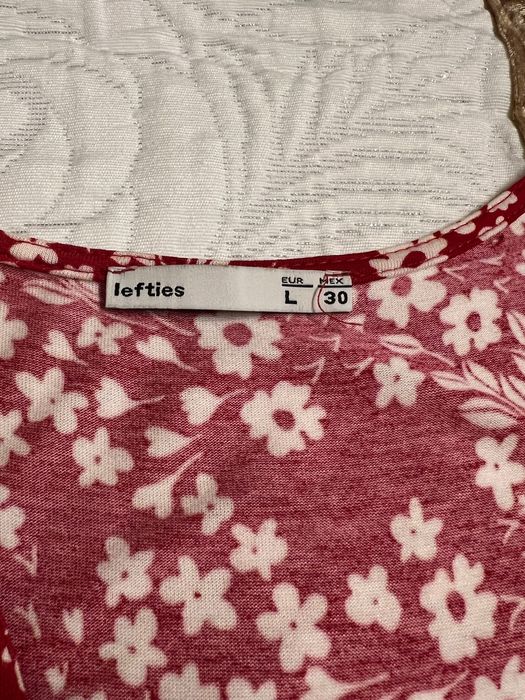 Vestido em malha de trespasse, da Lefties, tamanho L