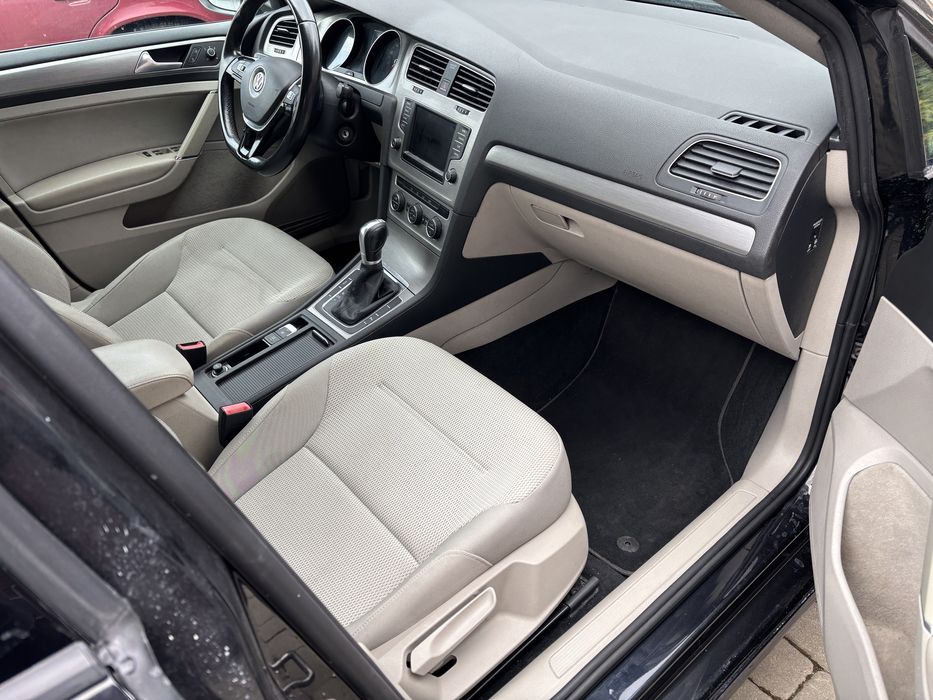 Volkswagen Golf VII 2016 1.6 TDI 110 Km