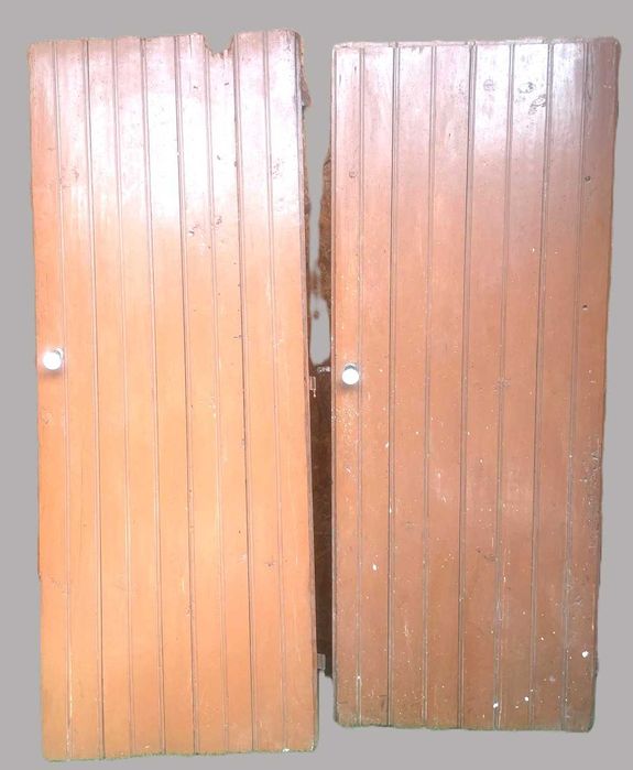 PORTAS ANTIGAS DE EXTERIOR, SEM ADUELA,