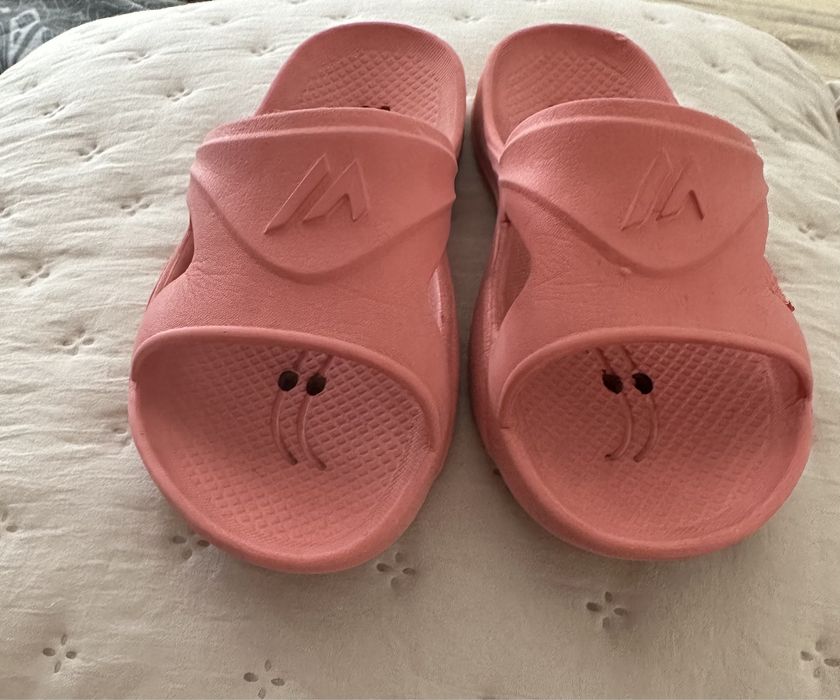 Klapki basenowe rozm. 30