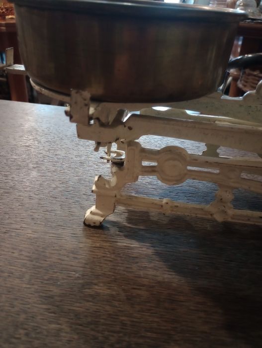 Piękna stara waga szalkowa Okazja