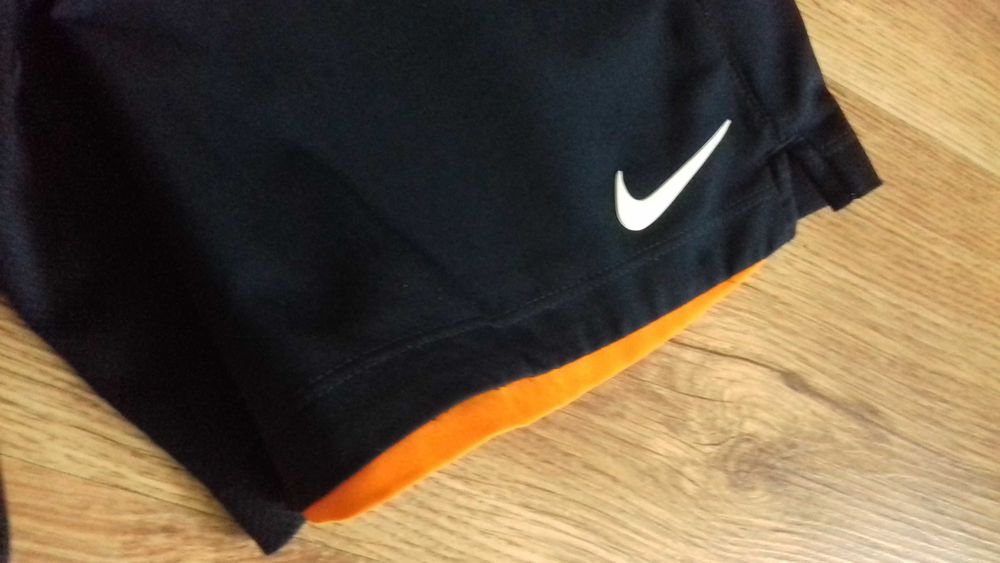 Spodenki sportowe szorty młodzieżowe Nike