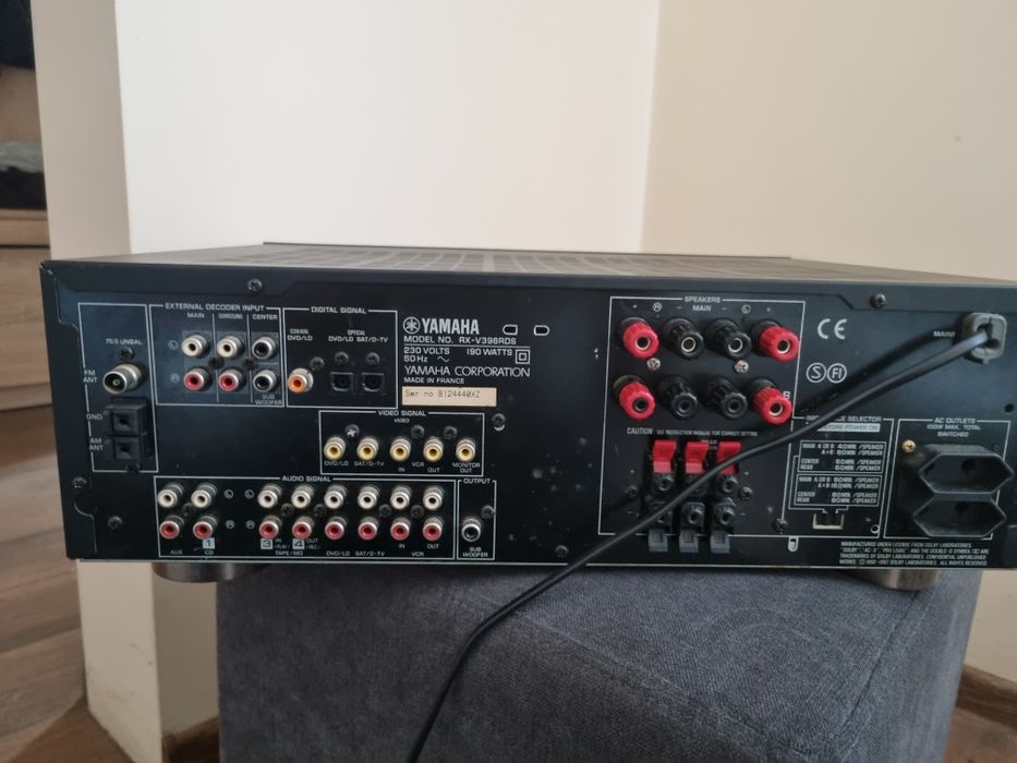 Amplituner  model Yamaha RX-V396RDS