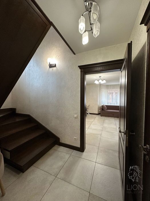 Без % Продаж Будинку 200 кВ.м. Басейн , 14,5 соток. Пухівка