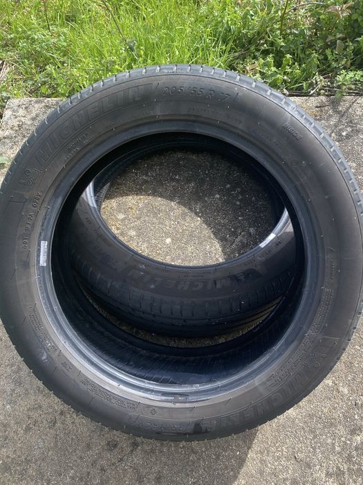 Pneus michelin  205/55/r17