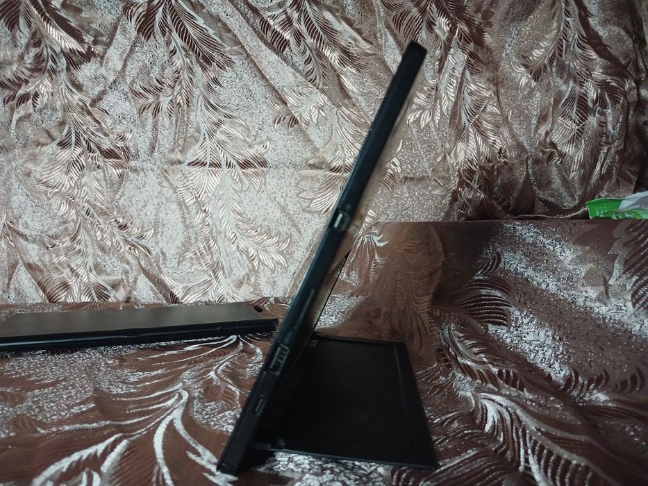 Трансформер Lenovo x1 Tablet