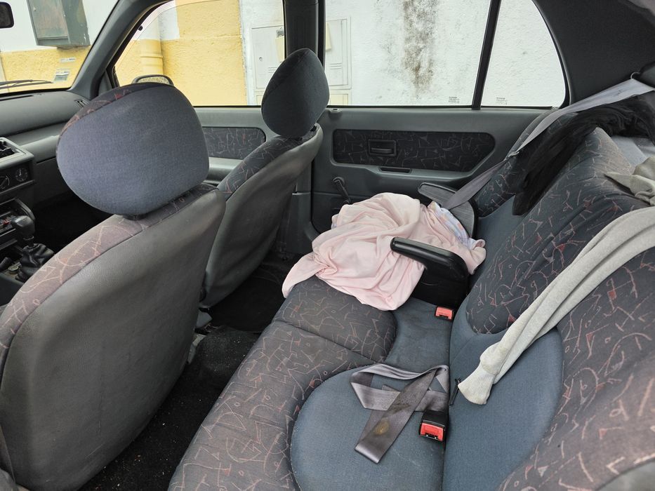 Renault clio 1995 800€