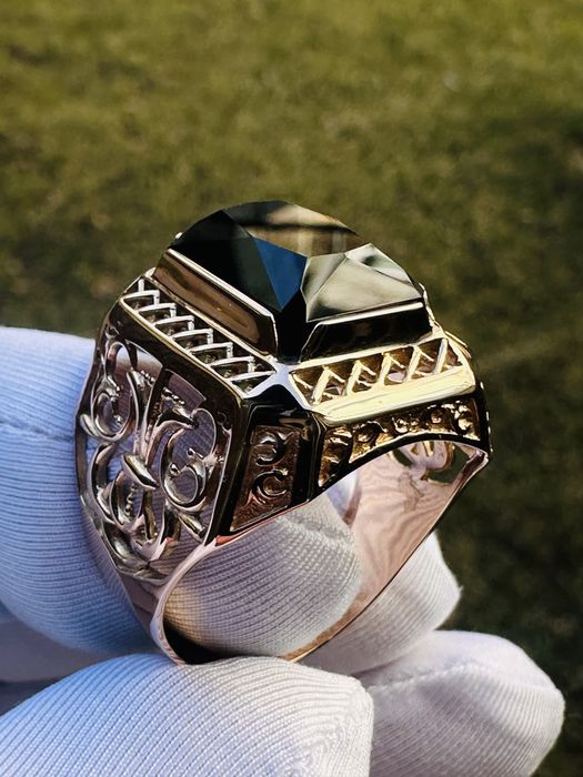 Мужской золотой перстень 585