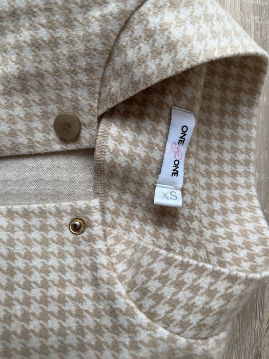 Кофта на кнопках  ONE BY ONE