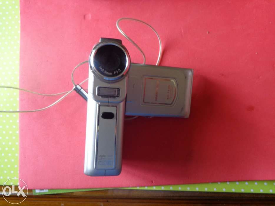 Mini Digital Video and Photo Camera64737826482689124