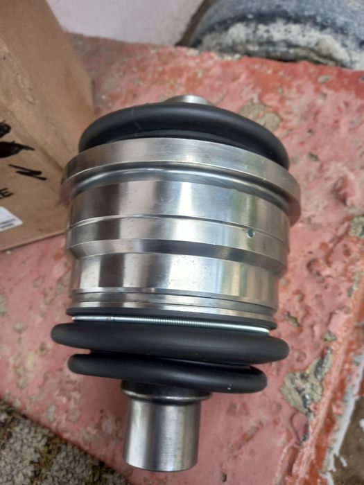 Шарові RE580643 трактор John Deere (Джон Дір).