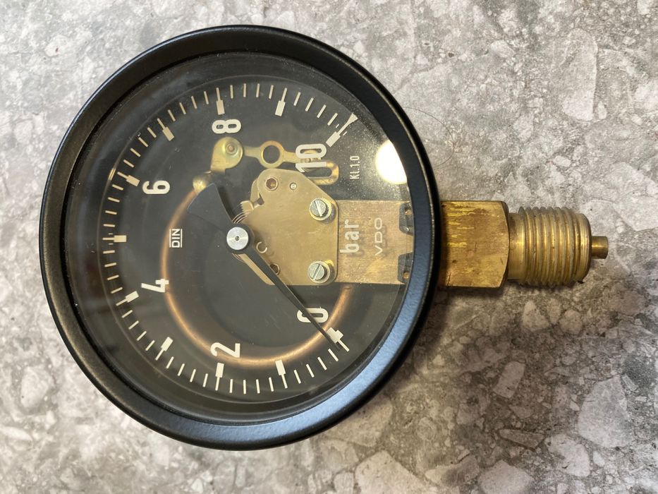 Manómetro industrial transparente 10 bar